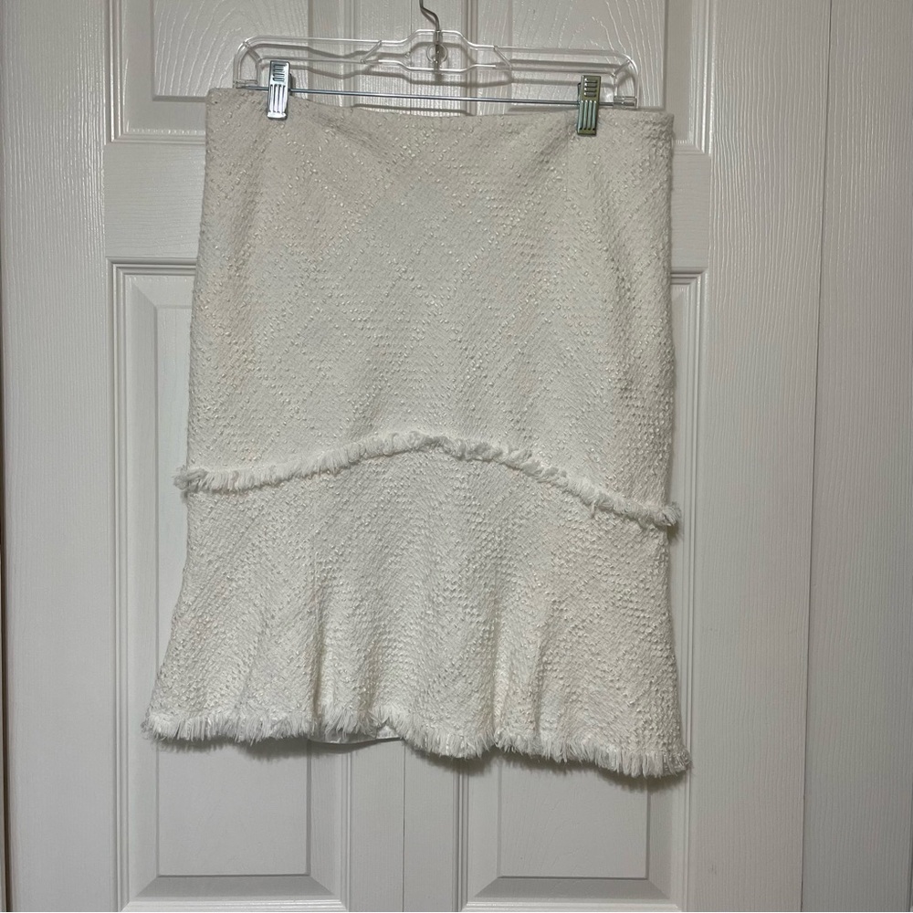 White House Black Market White Mini Pencil Skirt Ruffled - Picture 2 of 5